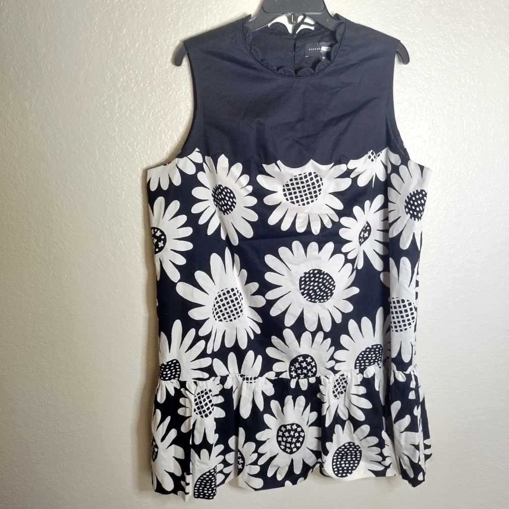 Victoria Beckham x Target Black Daisy Drop Waist Dress sz 2X